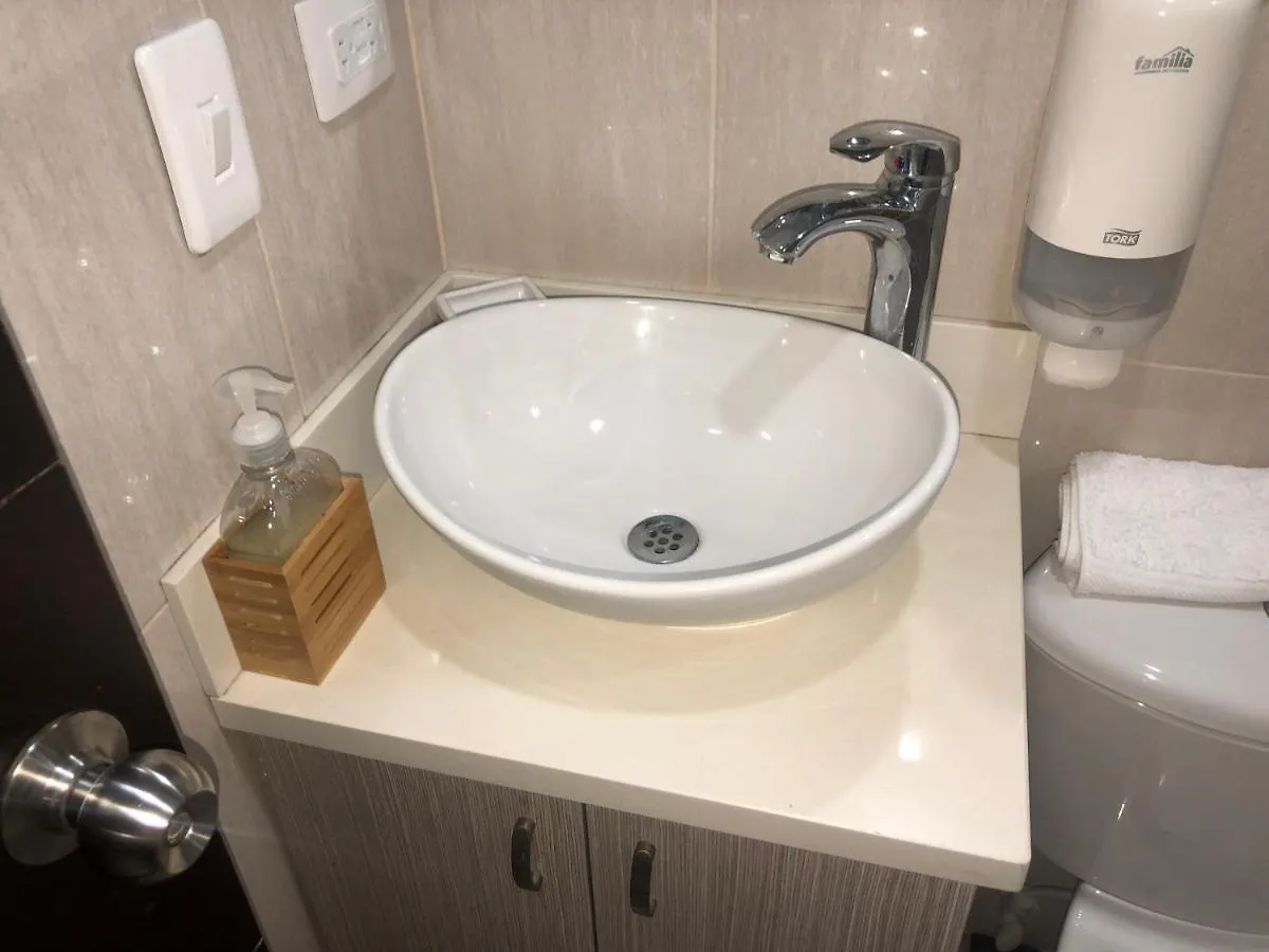 Апартаменты Apartamento Acogedor En El Poblado Медельин