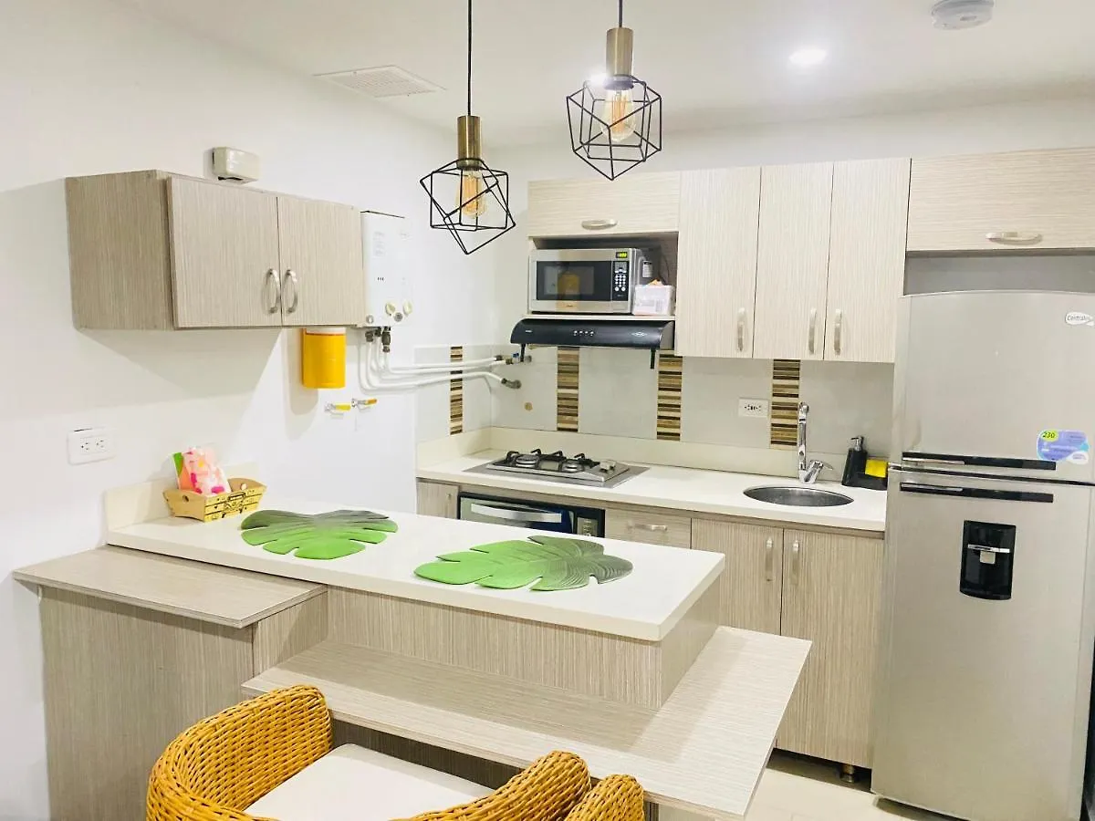 Apartamento Acogedor En El Poblado Медельин 0*,